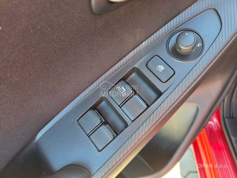 Mazda 2 G75/CENTRE LINE