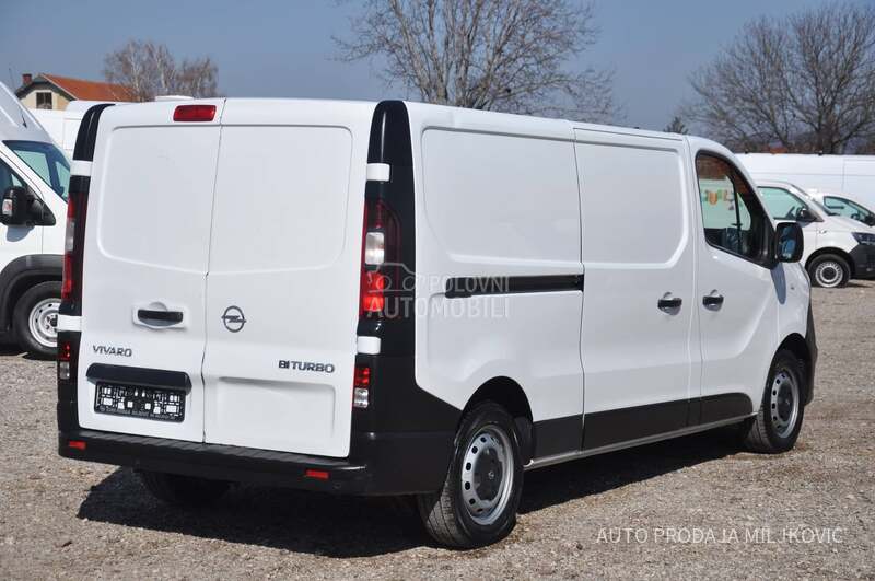 Opel Vivaro LONG