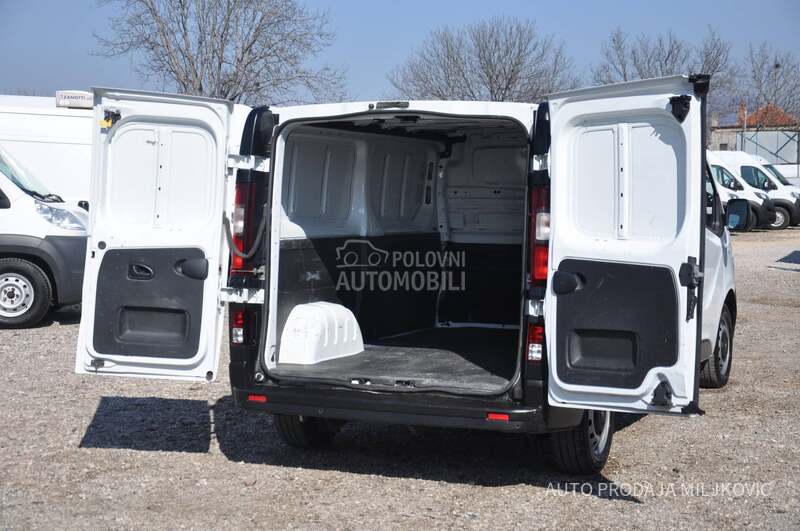 Opel Vivaro LONG