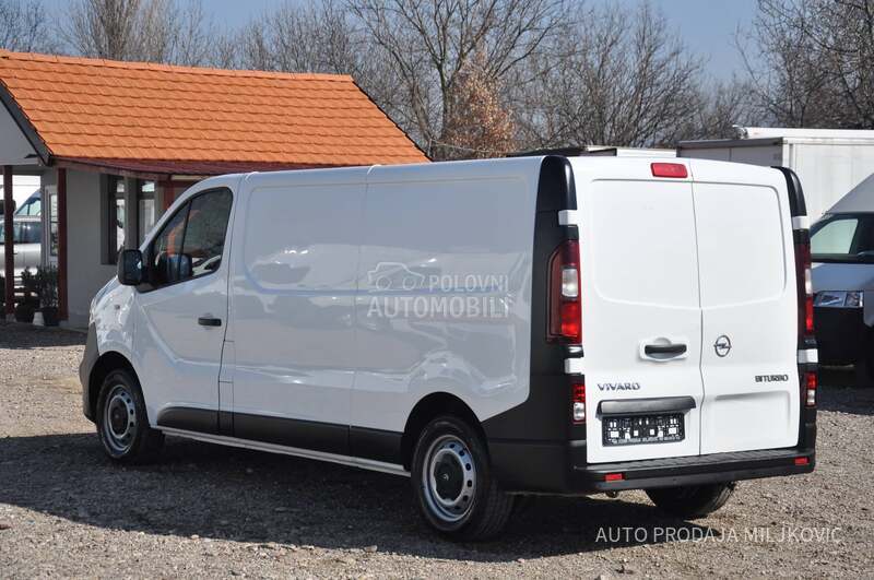 Opel Vivaro LONG