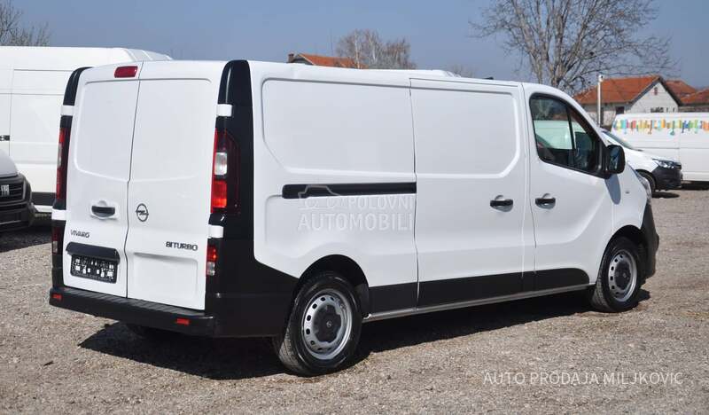 Opel Vivaro LONG