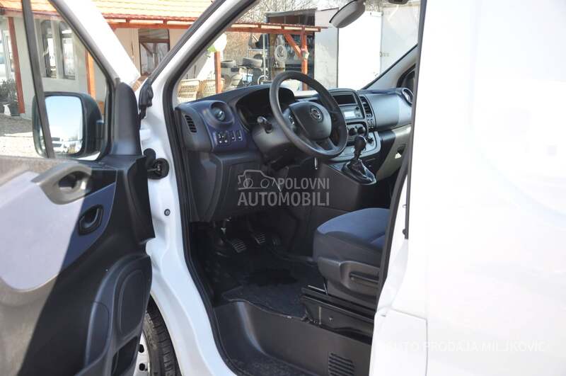 Opel Vivaro LONG