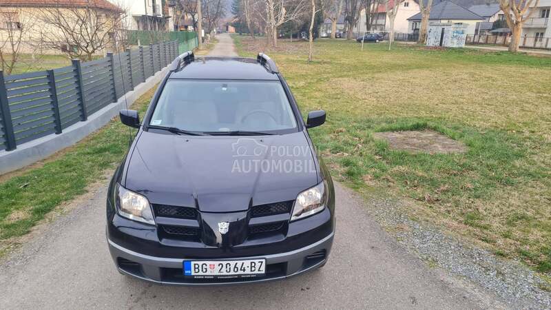 Mitsubishi Outlander 