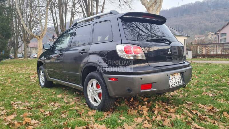 Mitsubishi Outlander 