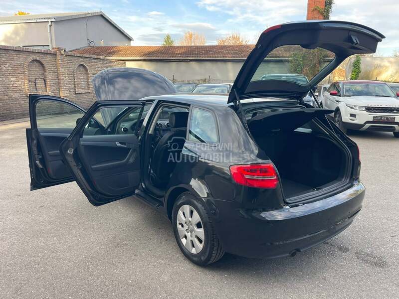 Audi A3 L E D  K O Z A..