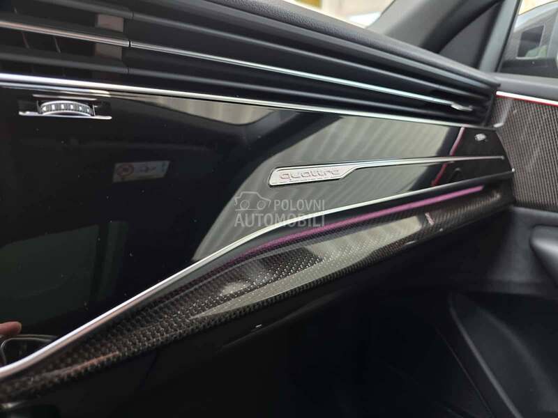 Audi Q8 S-line Compet. Plus