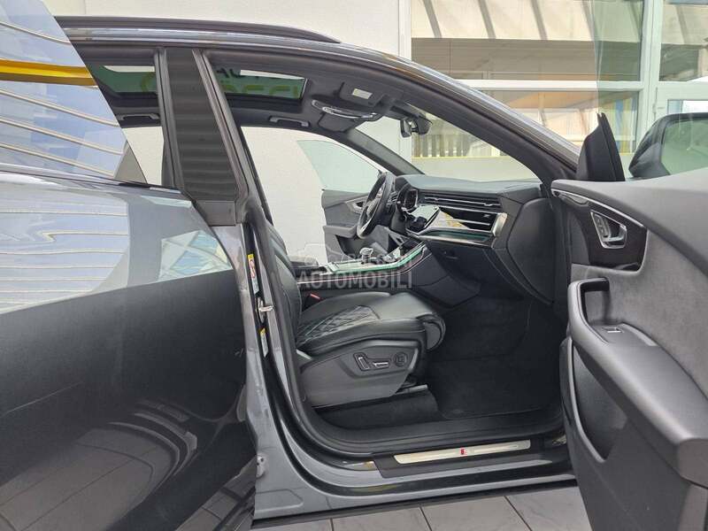 Audi Q8 S-line Compet. Plus