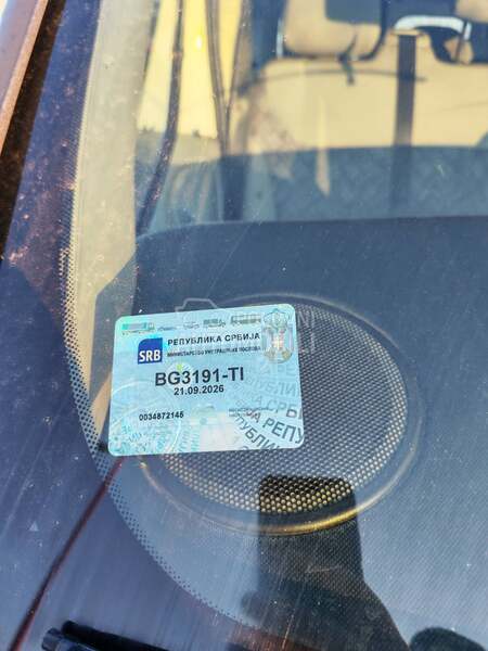 Opel Vivaro putnicki