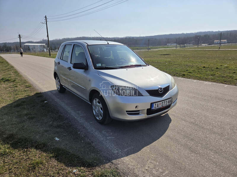 Mazda 2 