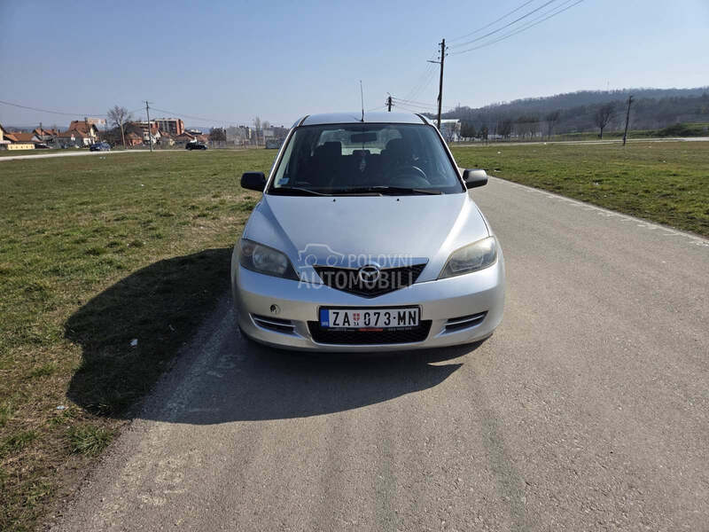 Mazda 2 