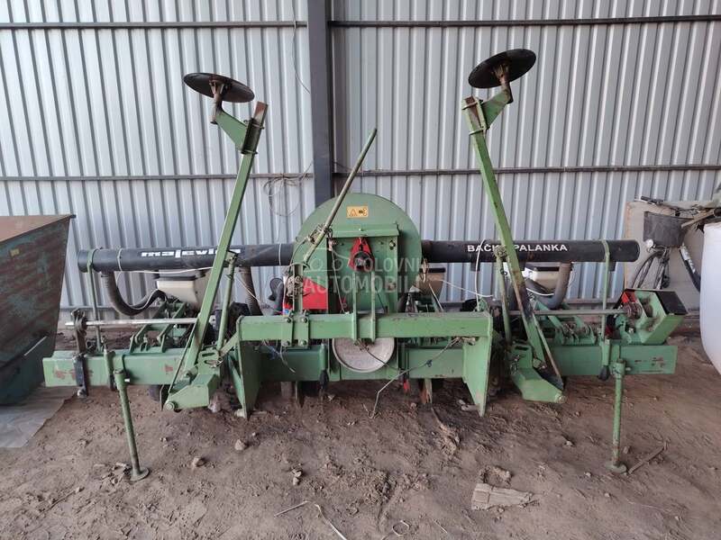 Kuhn maja 4R diskosna