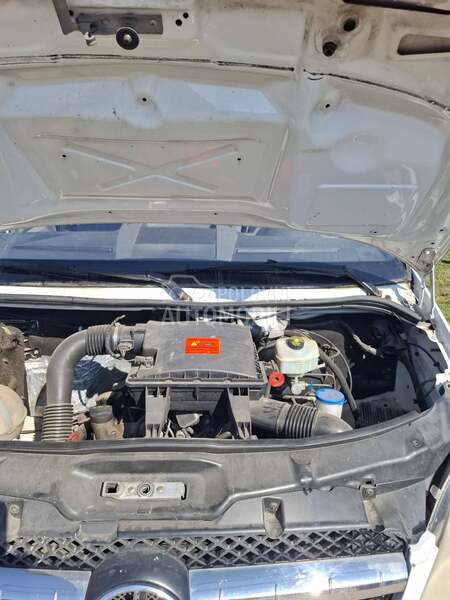 Mercedes Benz Spinter 515