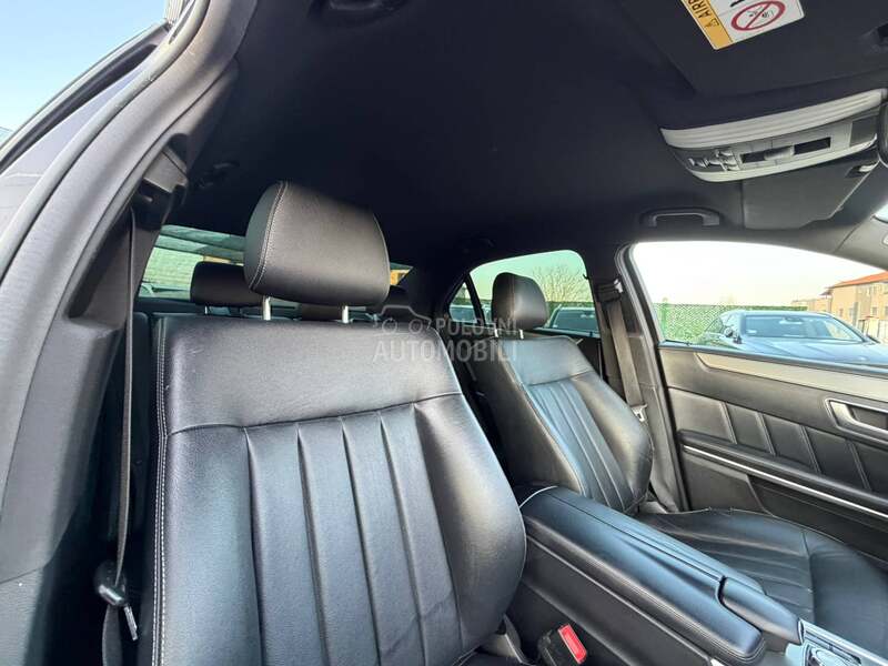 Mercedes Benz E 220 