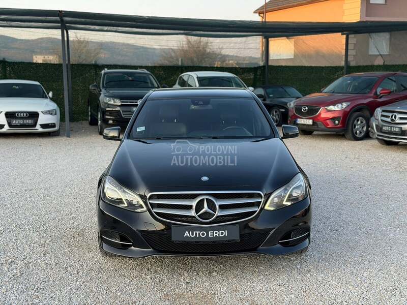 Mercedes Benz E 220 
