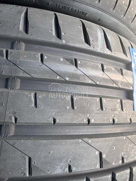 Falken 235/40 R18 Letnja