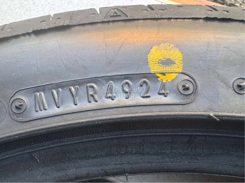 Falken 235/40 R18 Letnja