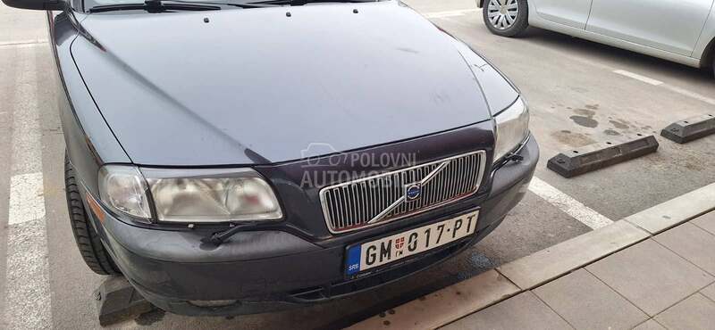 Volvo S80 