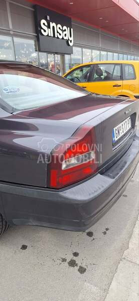 Volvo S80 