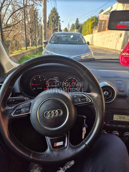 Audi A1 