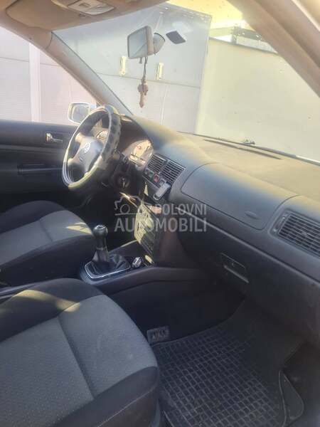 Volkswagen Golf 4 