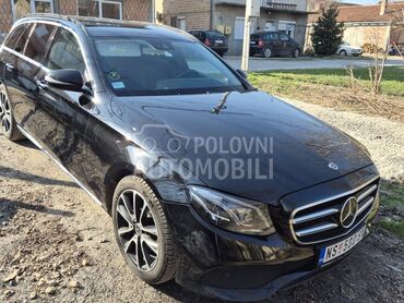 Mercedes Benz E 220 