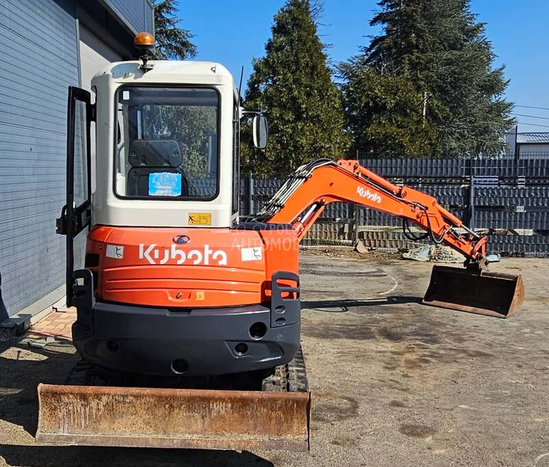 Kubota KX 101/3  VRHUNSKA 3,6 T