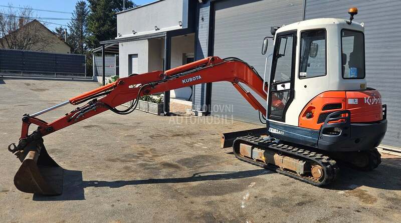 Kubota KX 101/3  VRHUNSKA 3,6 T