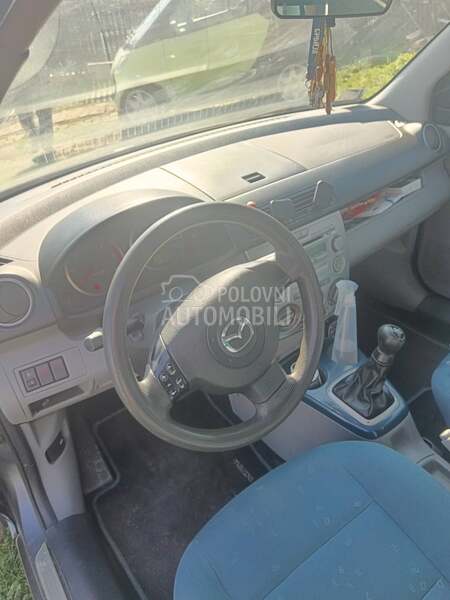 Mazda 2 hdi autom