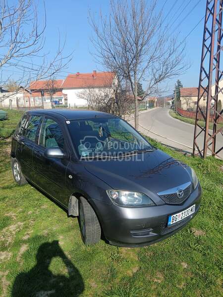 Mazda 2 hdi autom