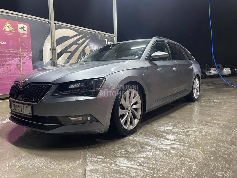 Škoda Superb 