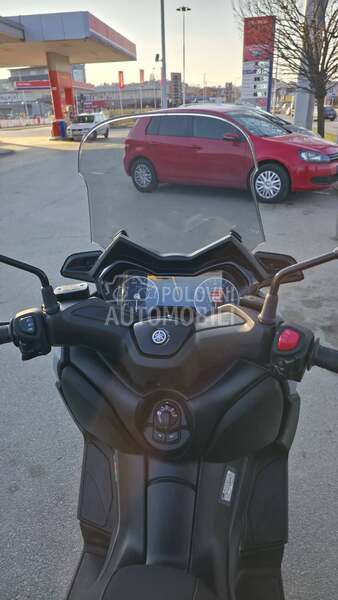 Yamaha x max 300