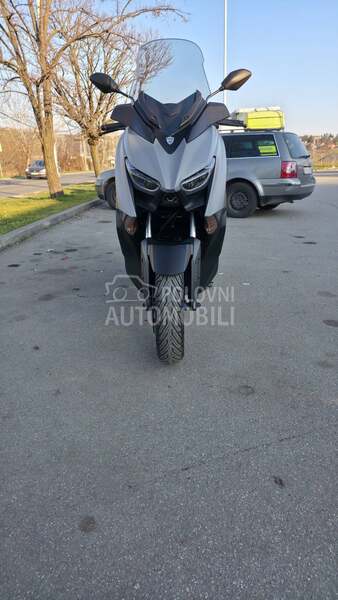 Yamaha x max 300