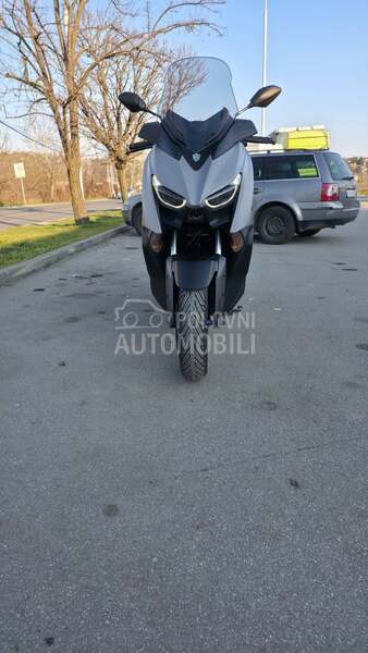 Yamaha x max 300