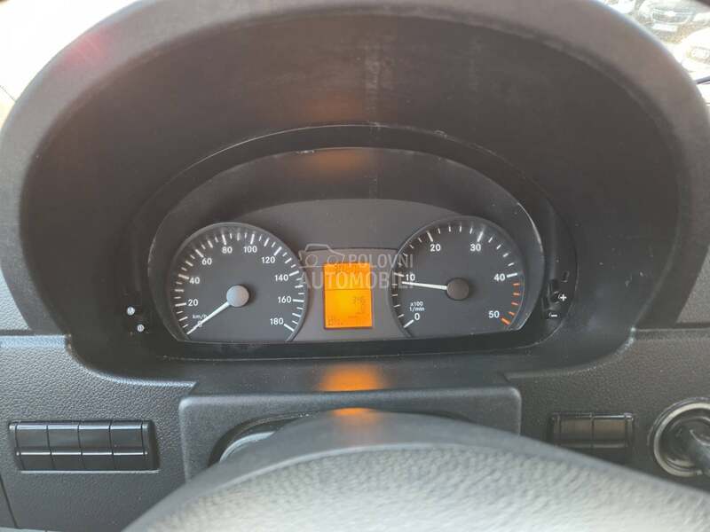 Mercedes Benz Sprinter 313 Putar