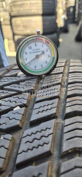 Kumho 245/60 R18 Zimska