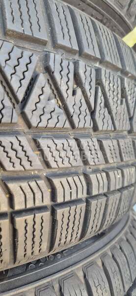 Kumho 245/60 R18 Zimska