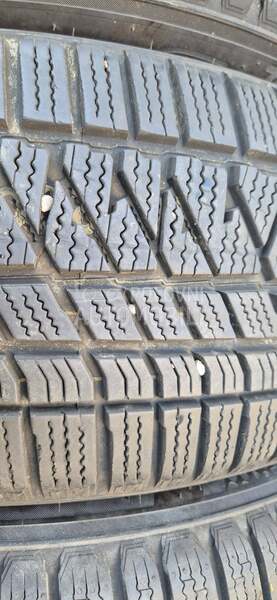 Kumho 245/60 R18 Zimska