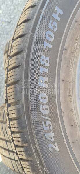 Kumho 245/60 R18 Zimska
