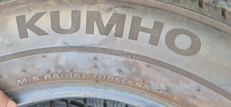 Kumho 245/60 R18 Zimska