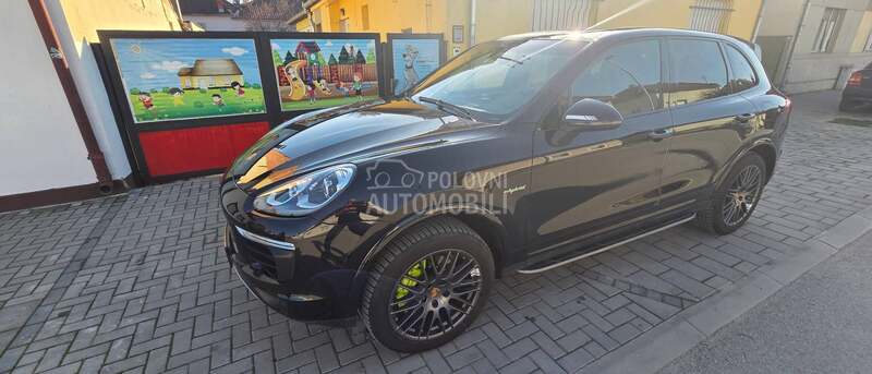 Porsche Cayenne 