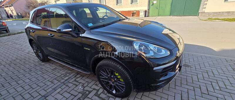 Porsche Cayenne 
