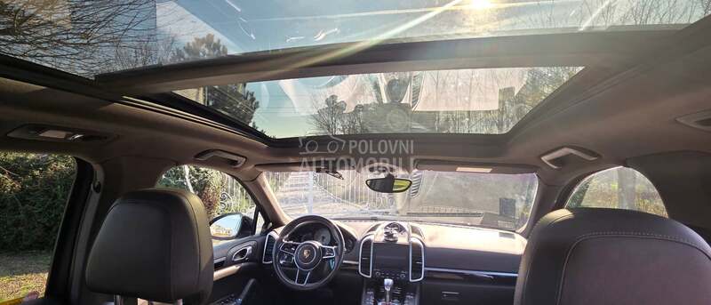 Porsche Cayenne 