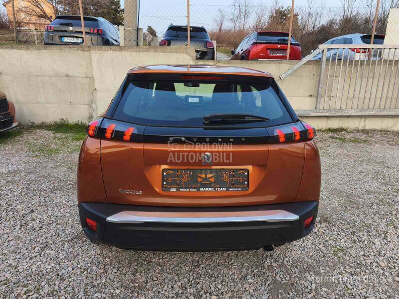Peugeot 2008 1.2  Active