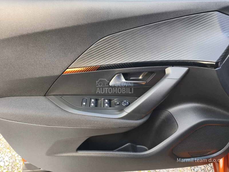 Peugeot 2008 1.2  Active