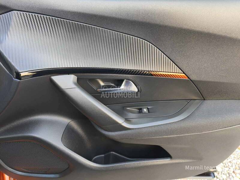 Peugeot 2008 1.2  Active