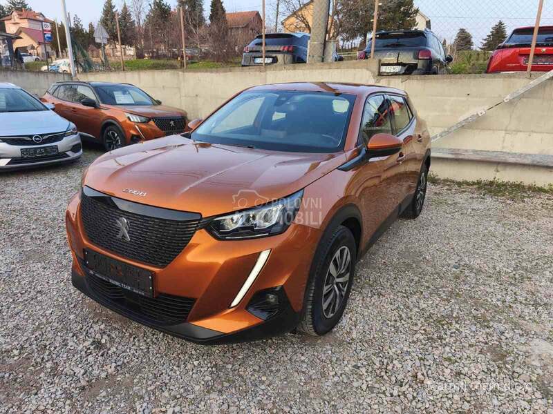 Peugeot 2008 1.2  Active