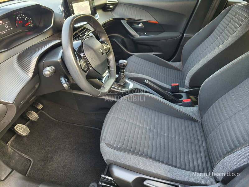 Peugeot 2008 1.2  Active