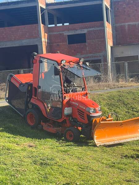 Kubota G23