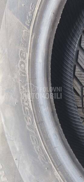 Vredestein 235/65 R17 Zimska