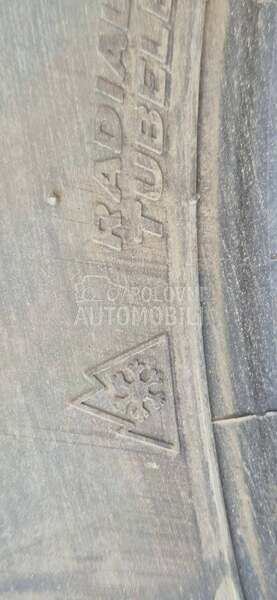 Vredestein 235/65 R17 Zimska